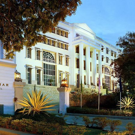 The Manohar Hyderabad Hotell Exteriör bild