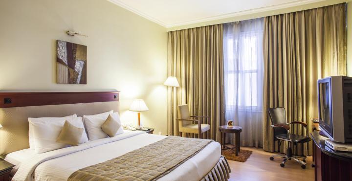 The Manohar Hyderabad Hotell Exteriör bild