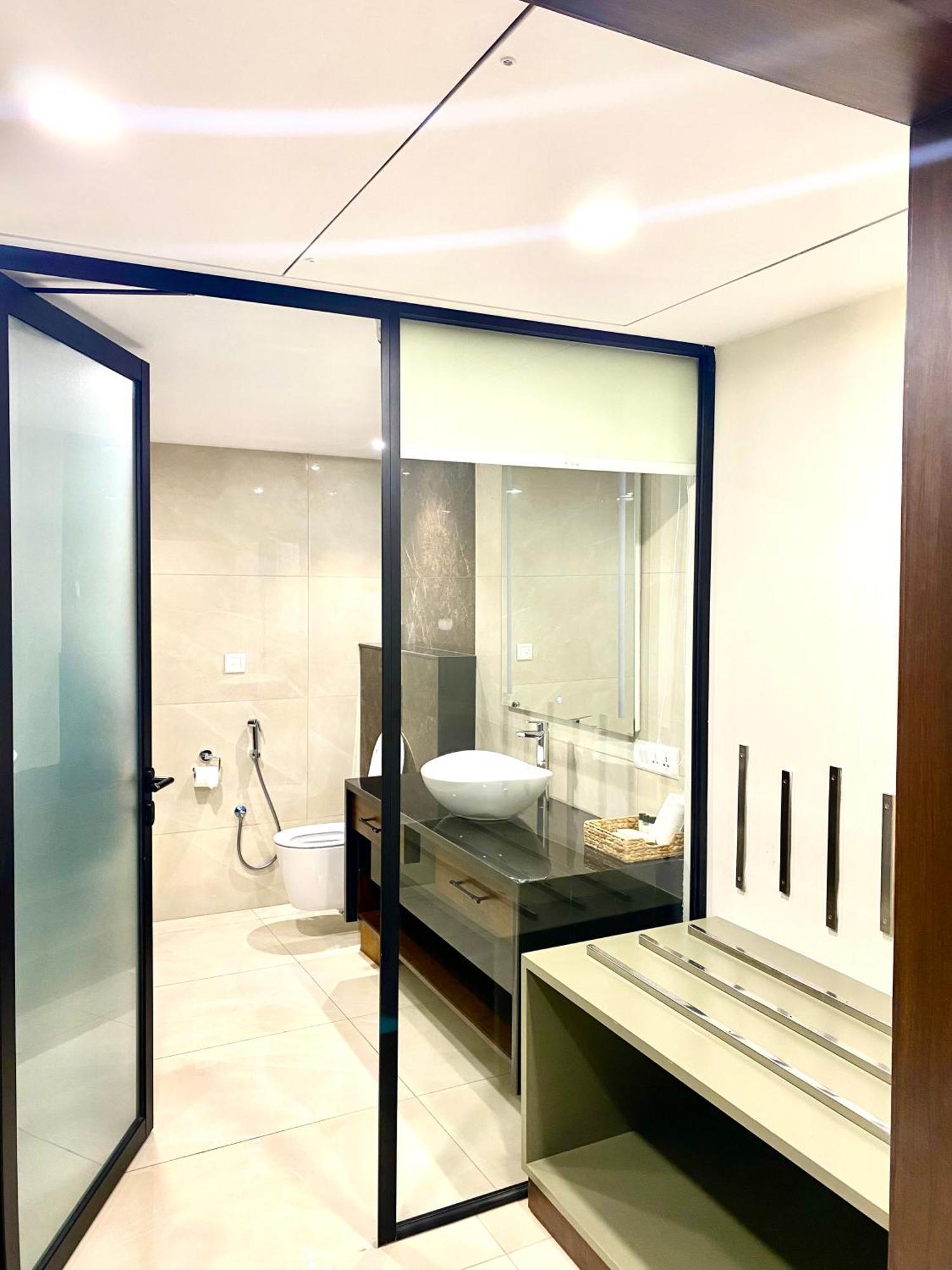 The Manohar Hyderabad Hotell Exteriör bild