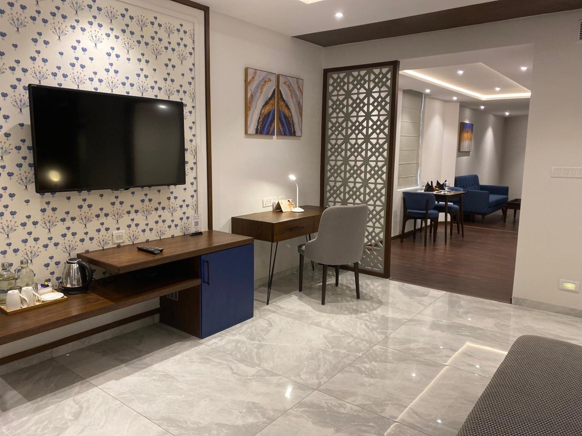 The Manohar Hyderabad Hotell Exteriör bild
