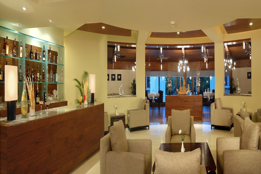 The Manohar Hyderabad Hotell Restaurang bild
